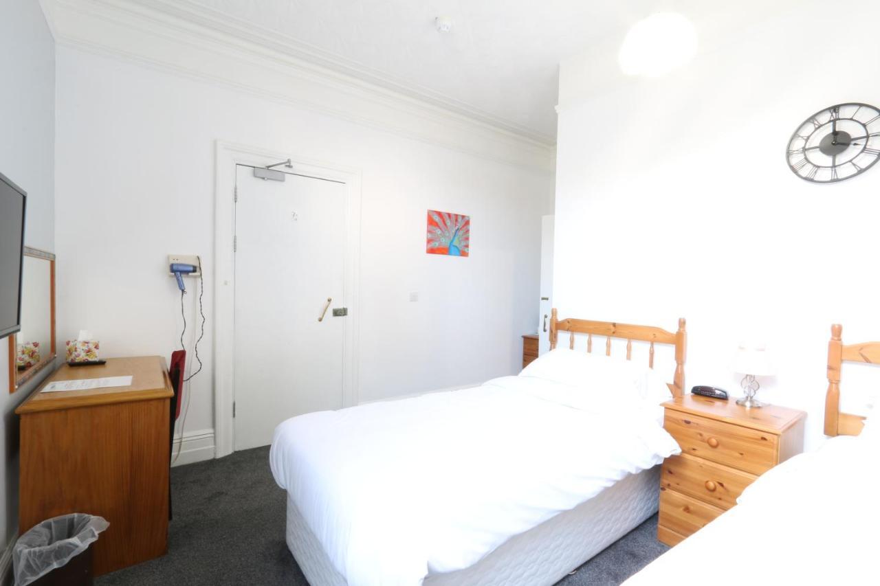 ホテル Sunnydene グレート・ヤーマス 部屋 写真